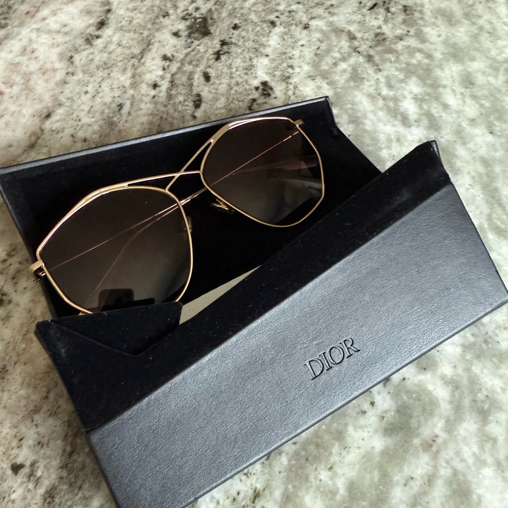Dior Women's Sunglasses with Gold Frame